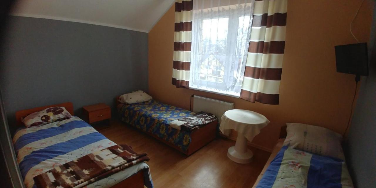 Hostel Osrodek Sportowo Wypoczynkowy Pustynia Dębica Exterior foto